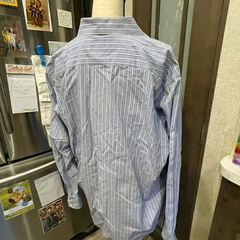 Tailorbyrd Dress Shirt - Picture 4 of 4